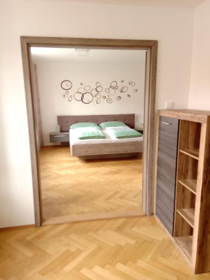 Ferienwohnung Pod Vezi Mikulov Exterior foto